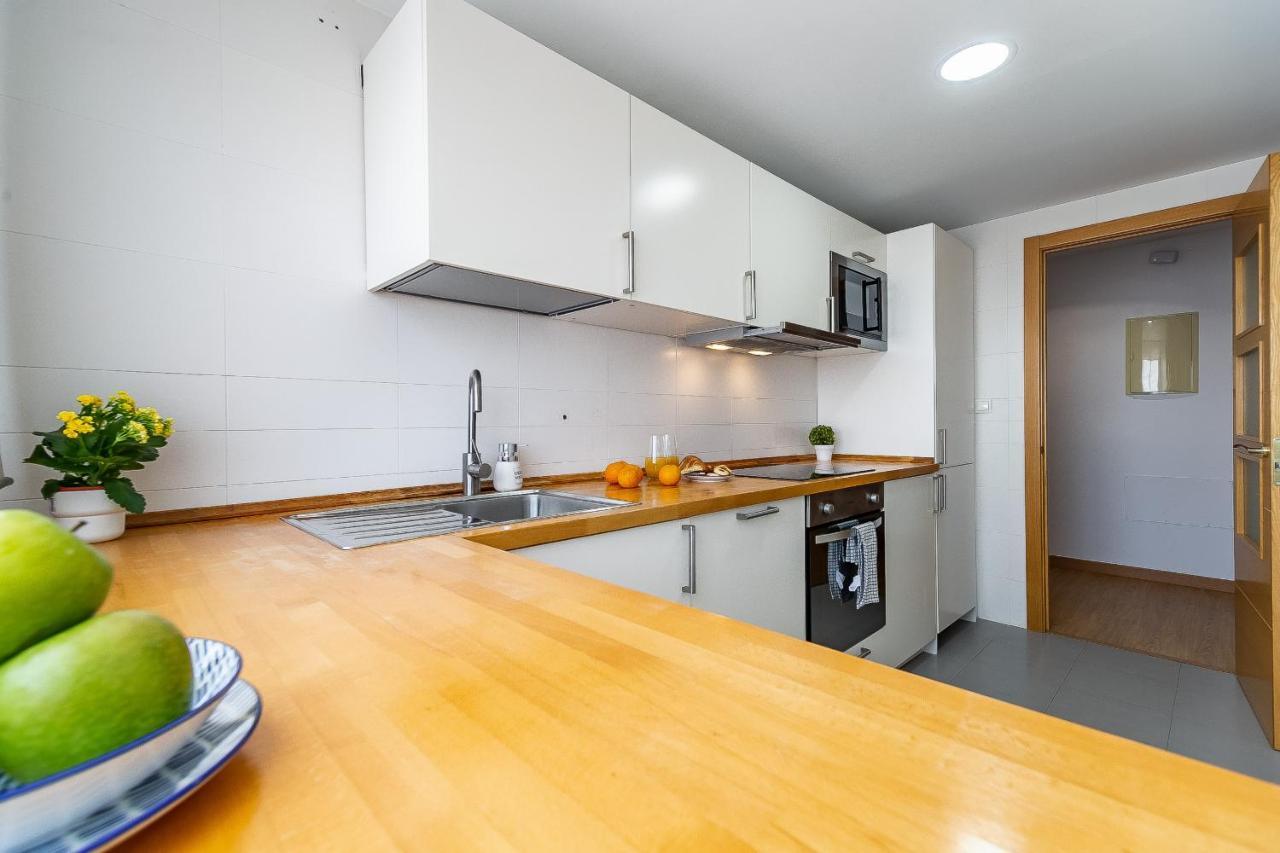 Modern Beach Apartment Valparaiso With Parking Málaga Extérieur photo